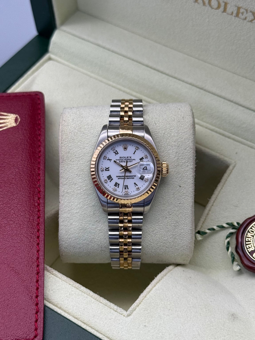Lady-DateJust 26, Diamond Buckley Dial