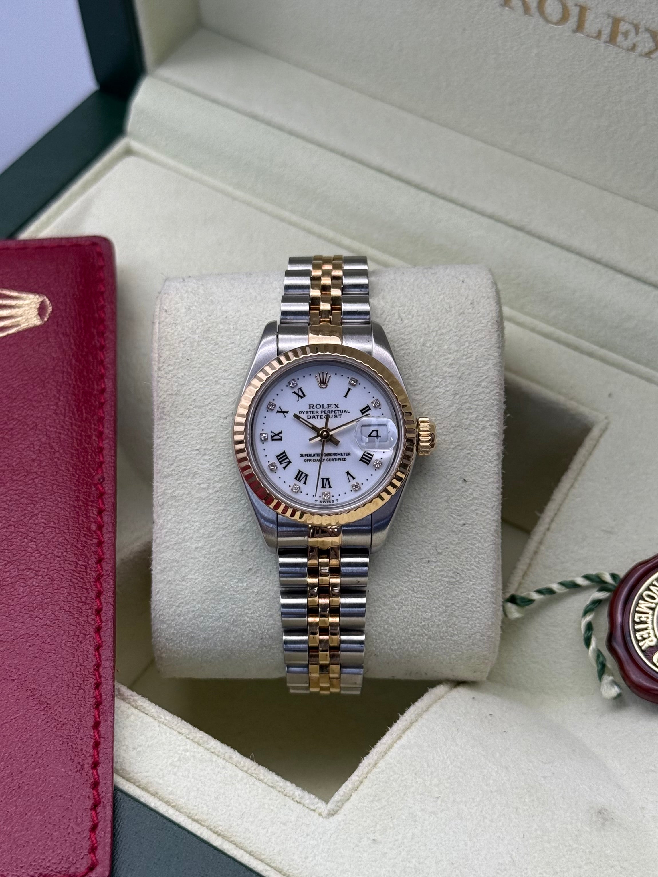 Lady-DateJust 26, Diamond Buckley Dial