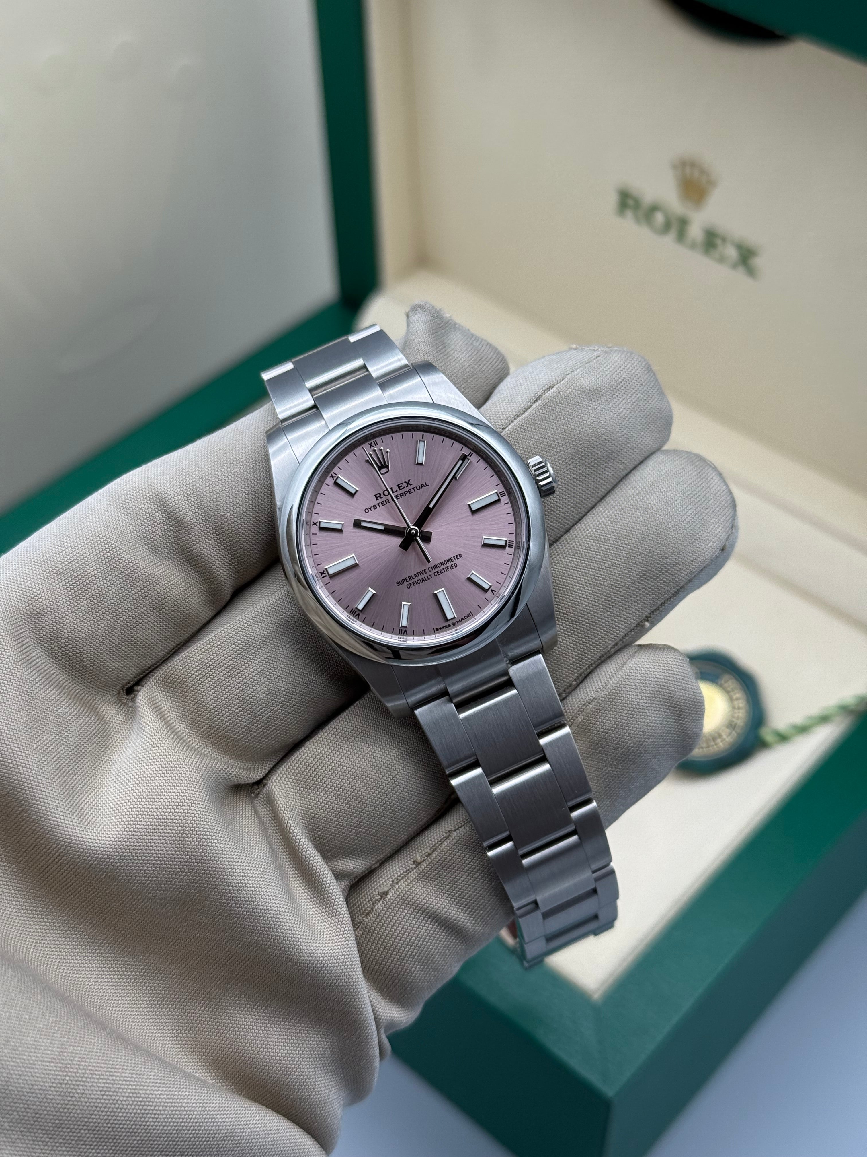 Oyster Perpetual 34mm , Pink Sunburst Dial, 124200