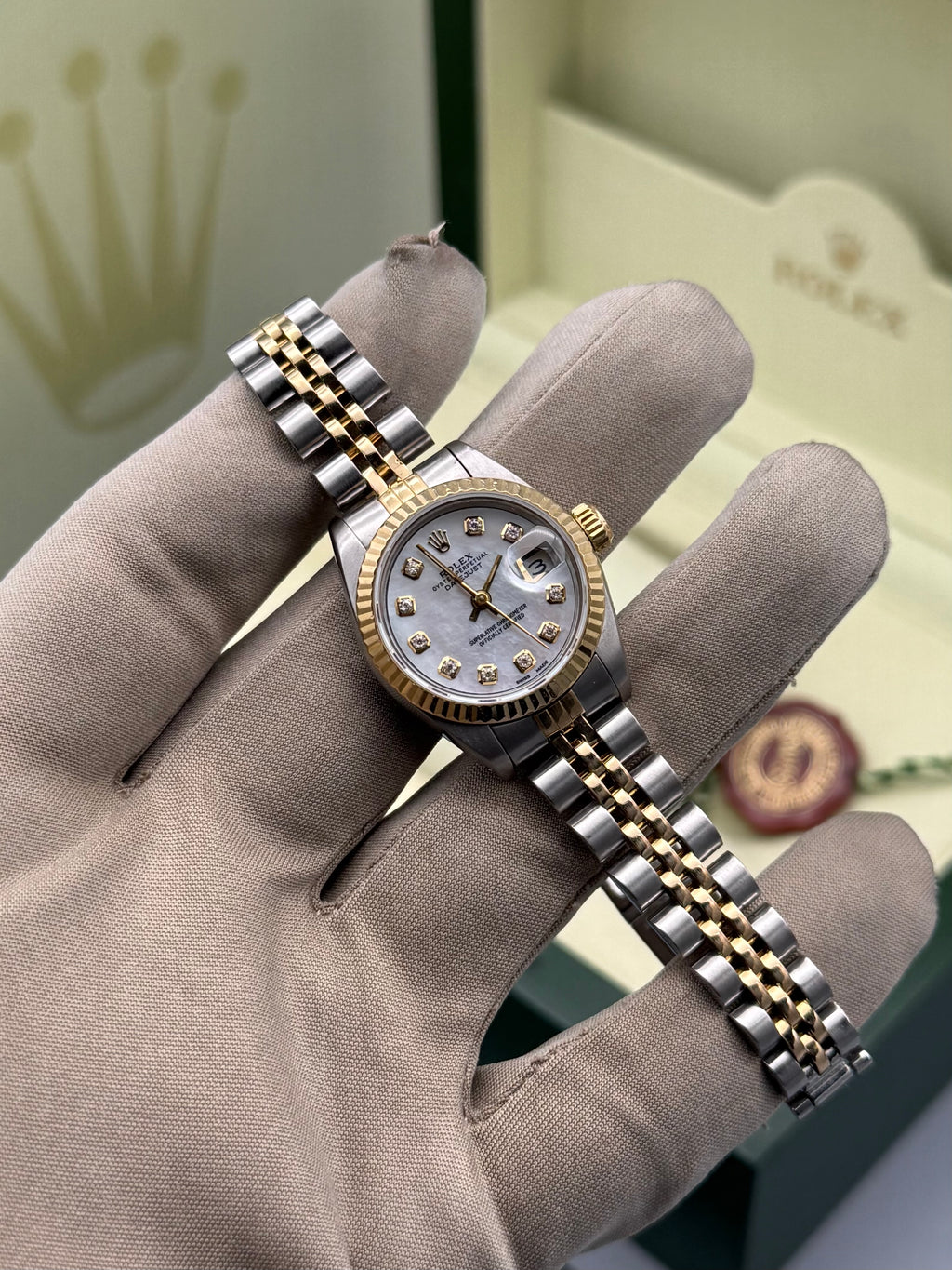 Lady-DateJust 26mm, Mop Diamond Dial