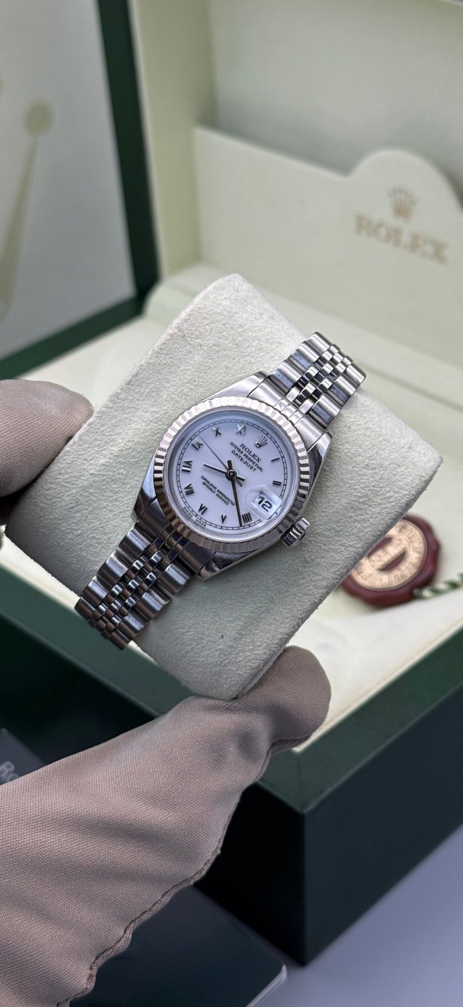 Lady-DateJust 26, White Roman Dial - Gla Jeweller