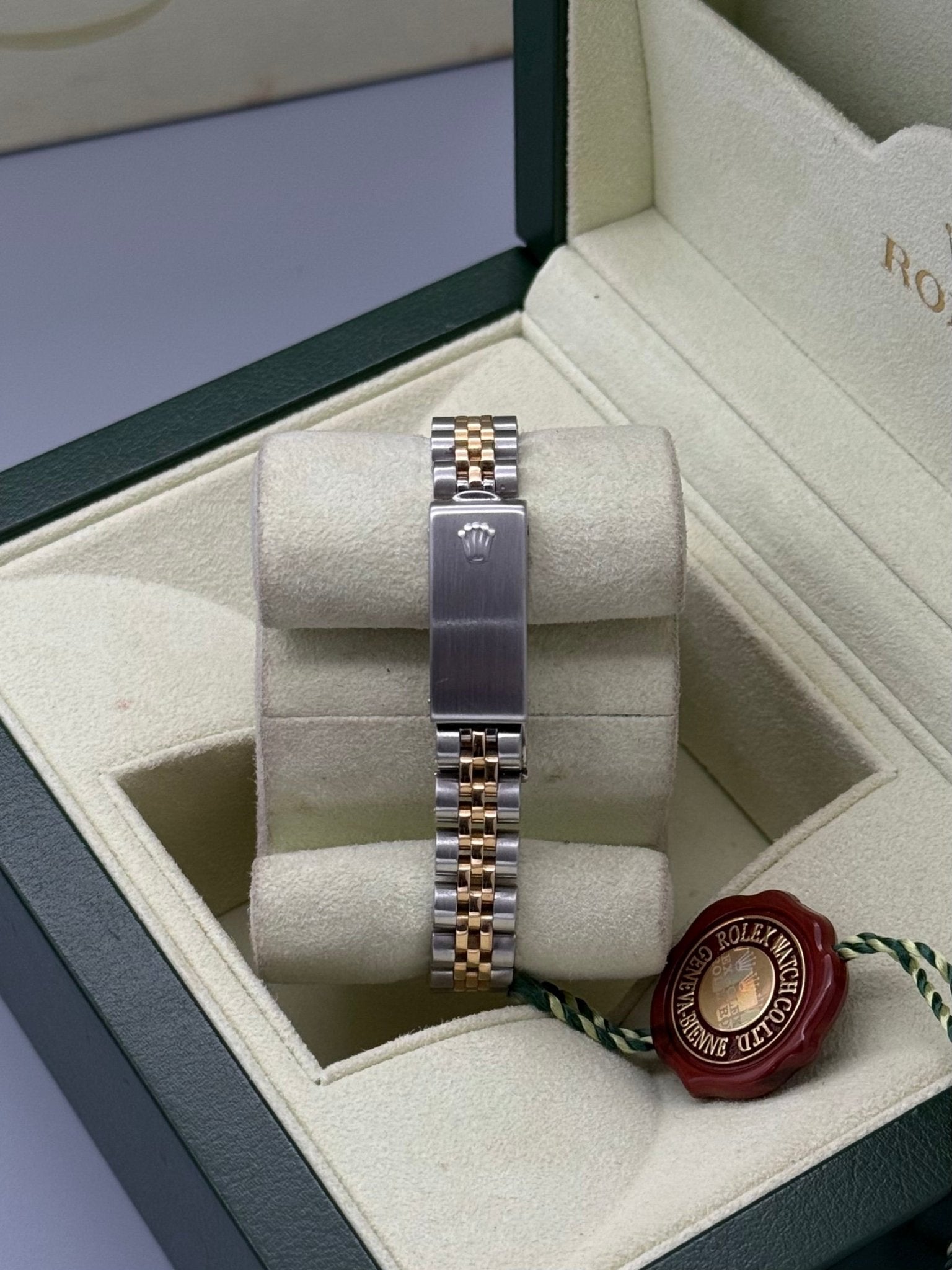 Lady - DateJust 26mm | MOP diamond dial TT - Gla Jeweller
