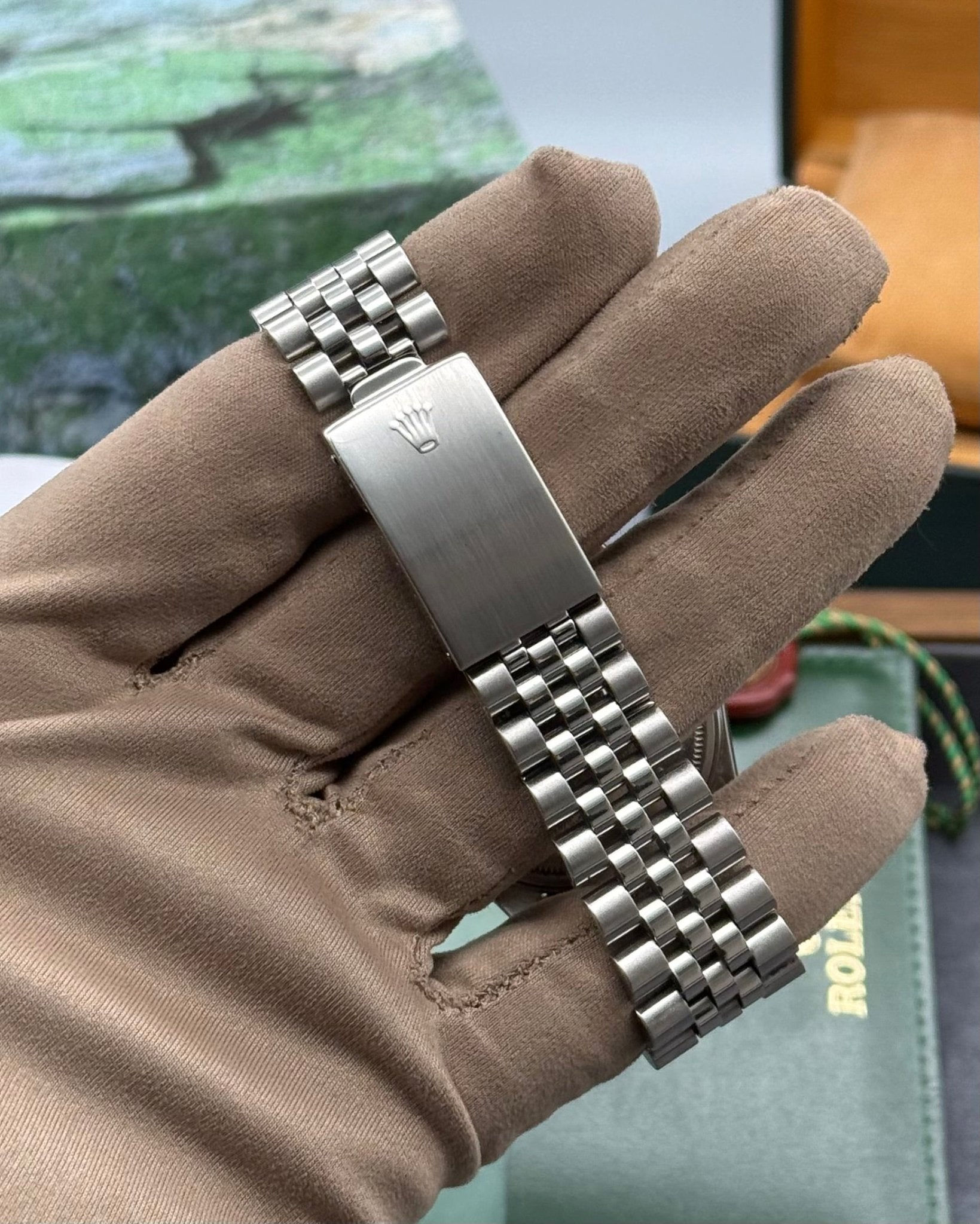 Rolex DateJust 36mm Silver Roman Dial - Gla Jeweller