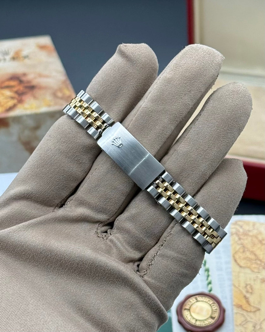 Rolex Ladies Datejust 26mm Champagne Diamond Dial - Gla Jeweller