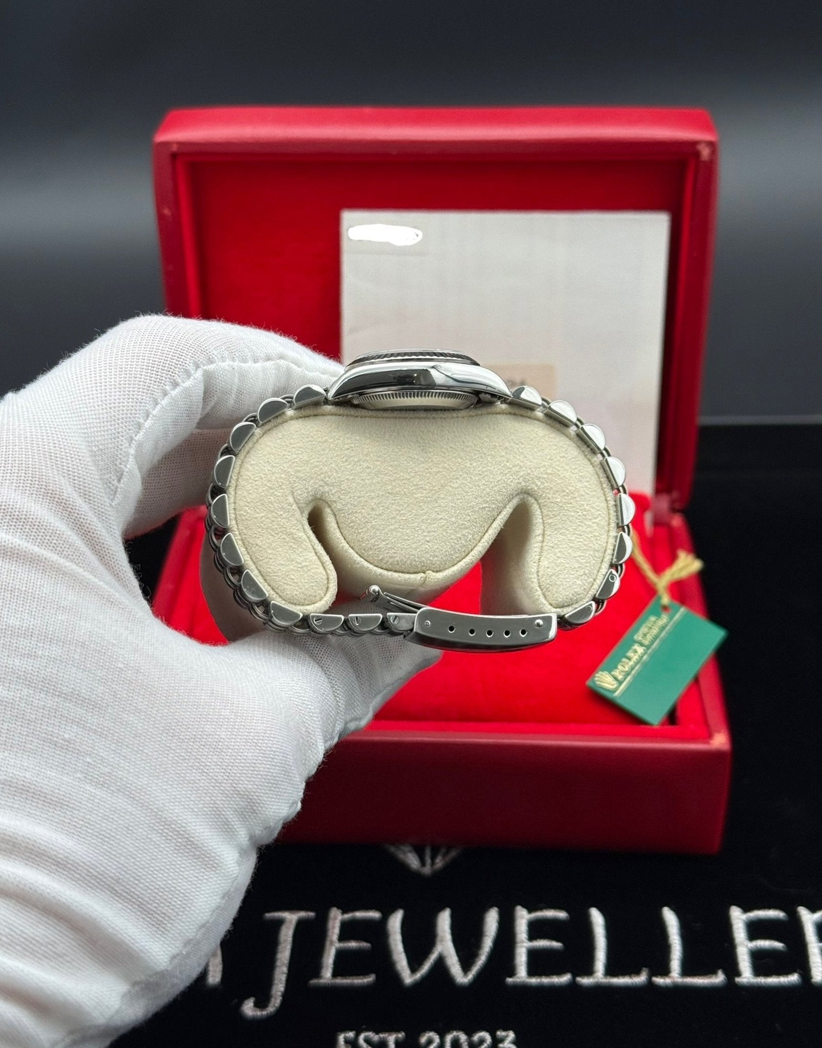 Rolex Oyster Perpetual 26mm - Gla Jeweller